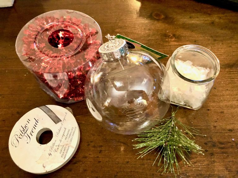DIY Dollar Tree Christmas Bulb