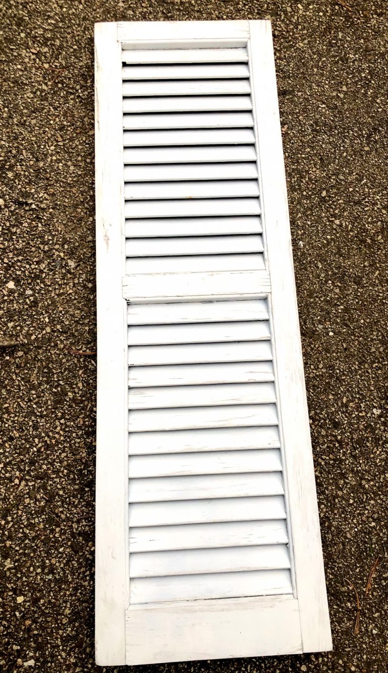 DIY Christmas Shutter
