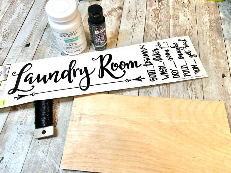 DIY Dollar Tree Laundry Sign