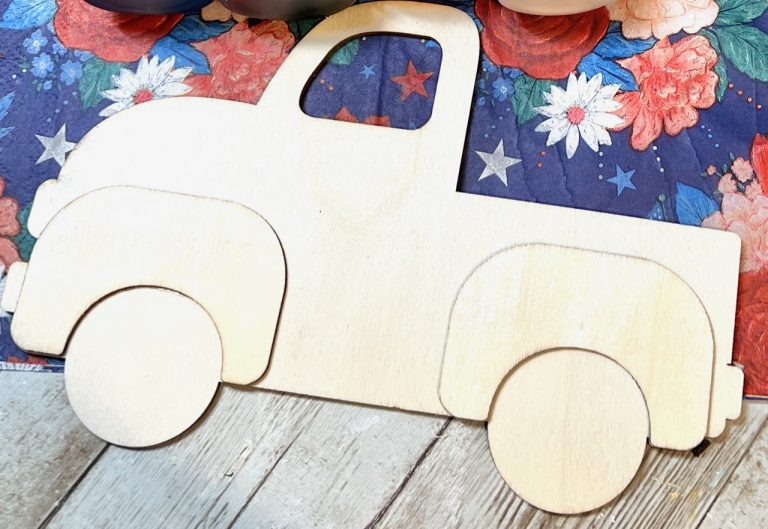 DIY Patriotic Truck Sign