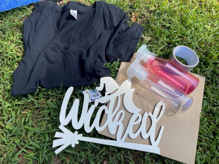 DIY Bleached Shirt Halloween