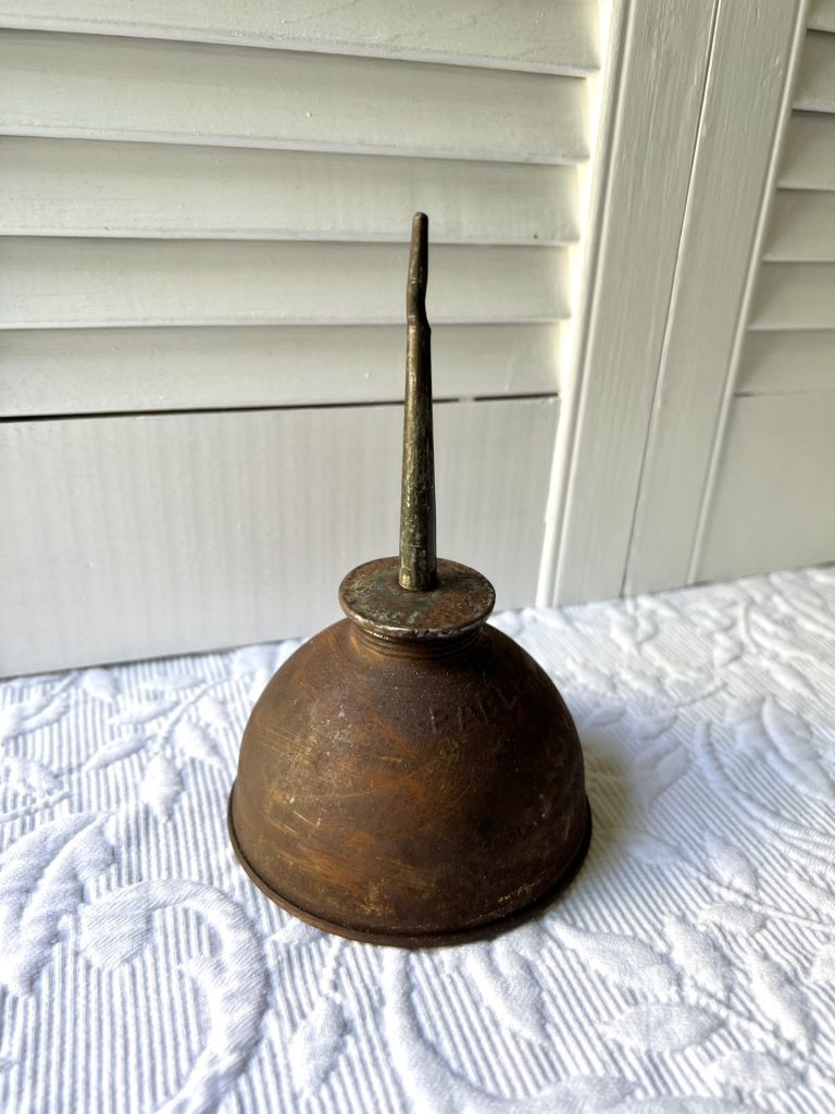 Patriotic Vintage Oil Can