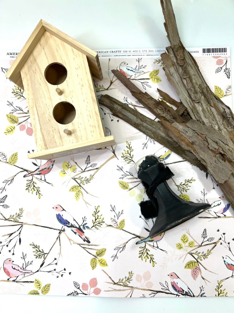 DIY Birdhouse Shelf Sitter