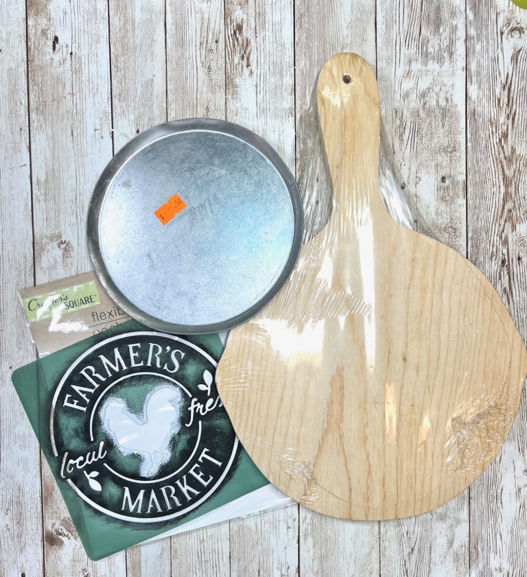 DIY Thrifted Farmhouse Cutting Board Sign
