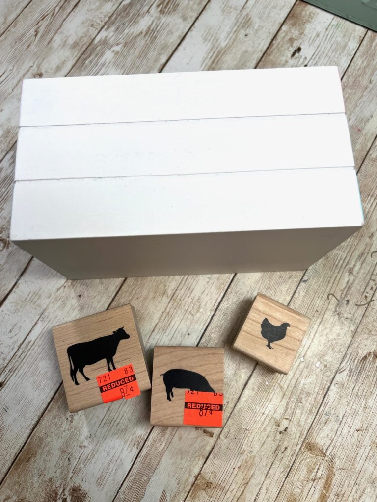 DIY Farmhouse Faux Book Stack