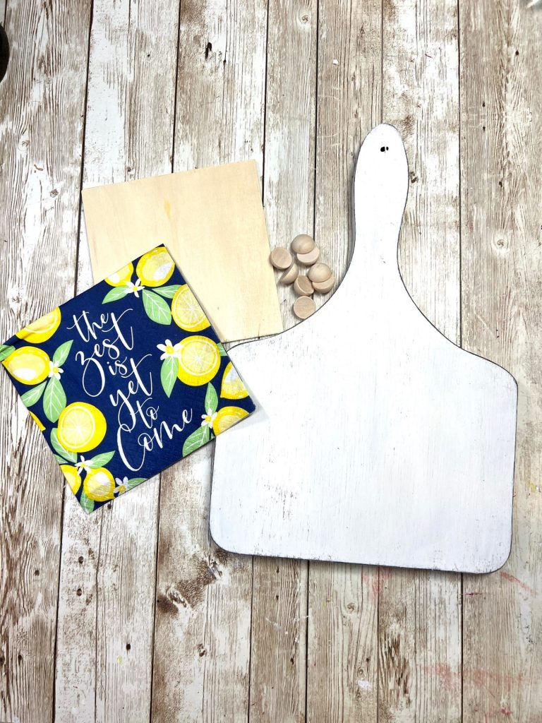 DIY Lemon Hanging Cutting Board