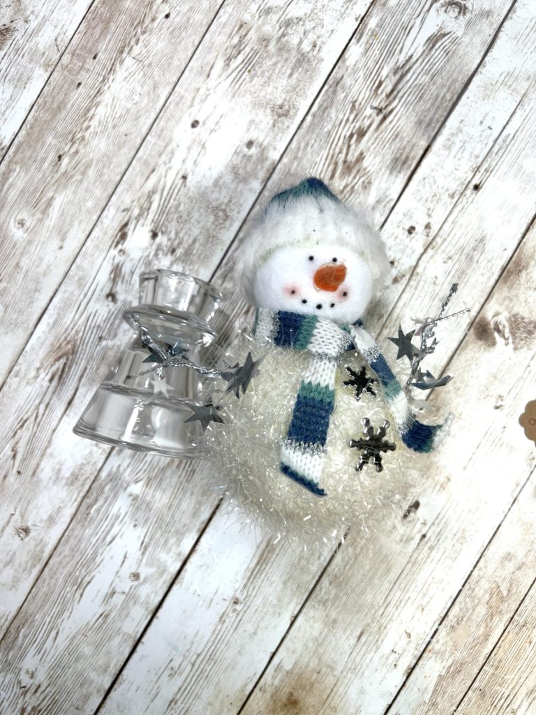 DIY Snowman Shelf Sitter