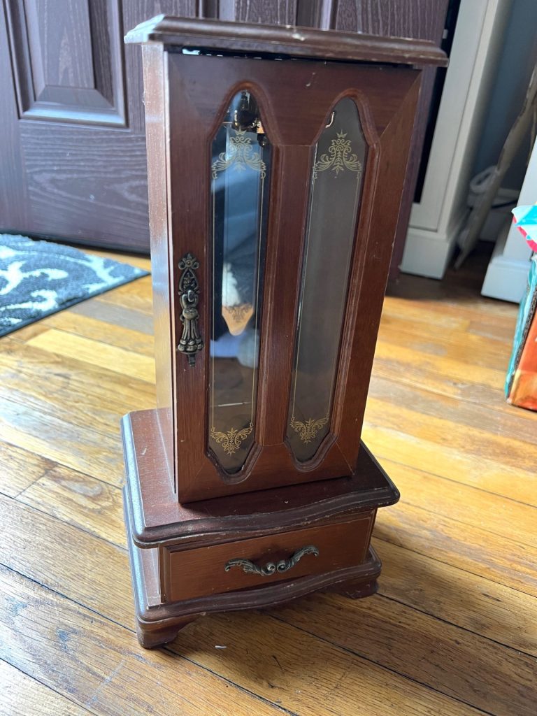 Thrifted Jewelry Box Makeover