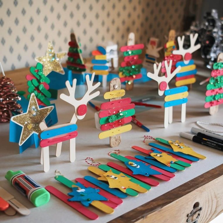 20 Christmas Crafts For Kids